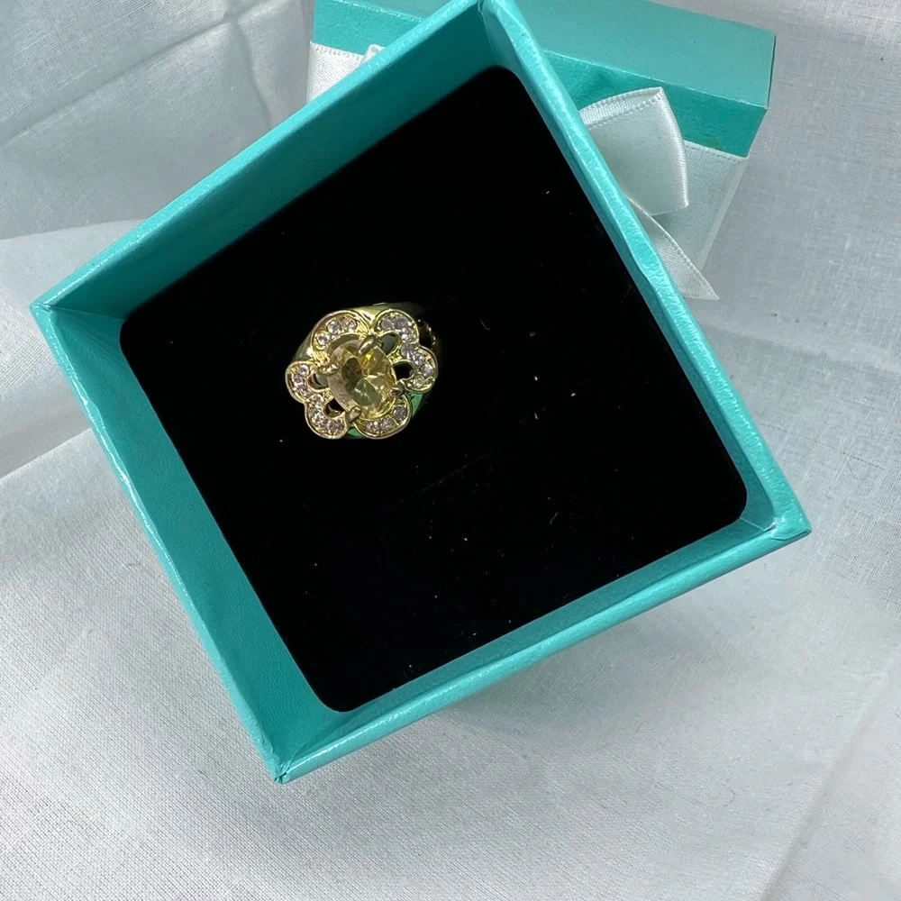 Gorgeous Big Statement Ring Vintage Deadstock 90s Glam